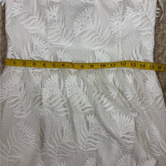 Lovers + Friends White Off-Shoulder Flutter Sleeve Sundress. C36 - Picture 15 of 16